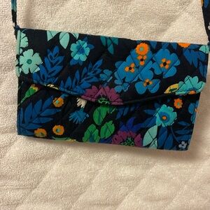 New never used Vera Bradley clutch